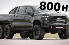 轩尼诗的雪佛兰Silverado Goliath统治道路6×6