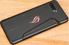 华硕Rog Phone 3游戏智能手机将于7月22日发布