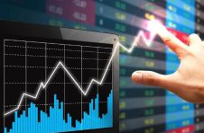 上半年我国新设外资企业数增长近五成