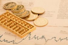 2022年全国一般公共预算收入超20万亿元