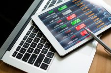 中国银联发布银联统一收银台及全新银联手机闪付 加快推进移动便民工程建设