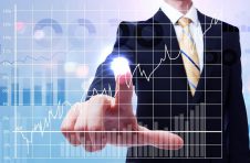 银保监会：坚决打击保险公司违规开发保险产品等行为