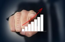 我国创新指数再创新高 比上年增长7.8%