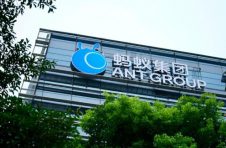 蚂蚁集团暂缓上市 专家：监管决定有据可依 也是保护投资者职责所在