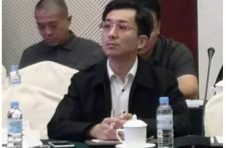 ​解码百年企业|谢峰出席广东经济大学堂首讲召开，提出“区域经济增长点是接地气”