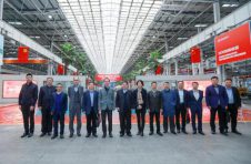 襄阳市李德璋副市长一行调研树根互联，共筑汽车工业互联网发展蓝图
