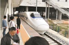 江门站“满月”累计到发旅客14.9万人次