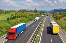 交通运输部：全国高速公路春节免费通行