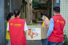 广州14个月实现10089户困难家庭的“微心愿”