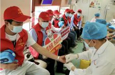 “弘扬雷锋精神 青春奋斗强国”中建四局五公司开展志愿献血活动