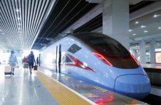 全国铁路6月25日调图，广州南站首次迎来复兴号智能动车组