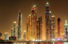 长实澄清：维港公司非李嘉诚家族办公室