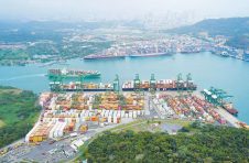 Ozon Global 将加大对中国商品補貼力度，并在海外建立半托管仓库