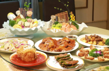 体面又抵食，喜事当然要斗正——广东《今日岭南》栏目走进广州粤正斗喜宴